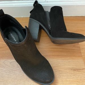Black booties || 7.5 || lightly worn || madden girl
